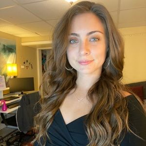 Meet your Posher, Lily